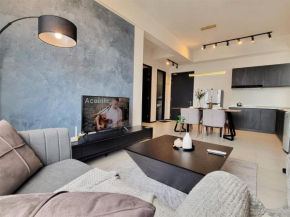 Luxurious Modern Suite at Georgetown by SuperStay